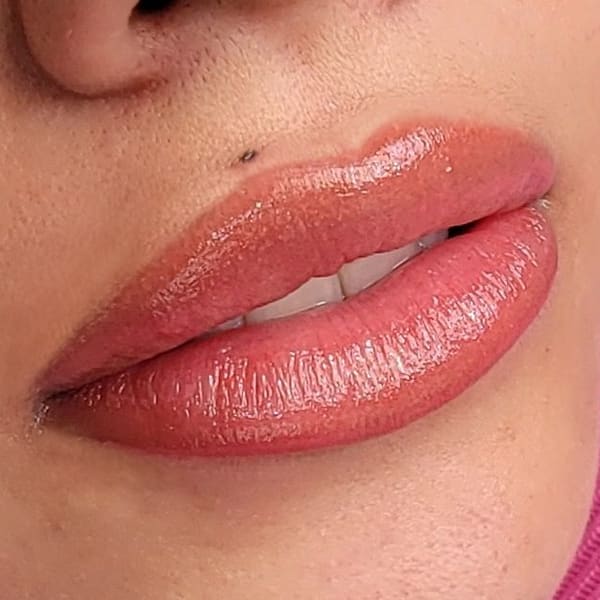 Karo's Studio - permanent makeup work in El Centro, CA