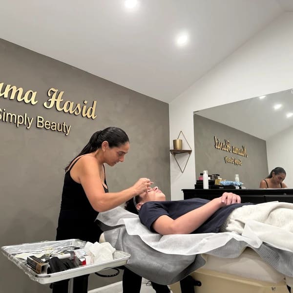Beauty By Naomi - permanent makeup work in Van Nuys, CA