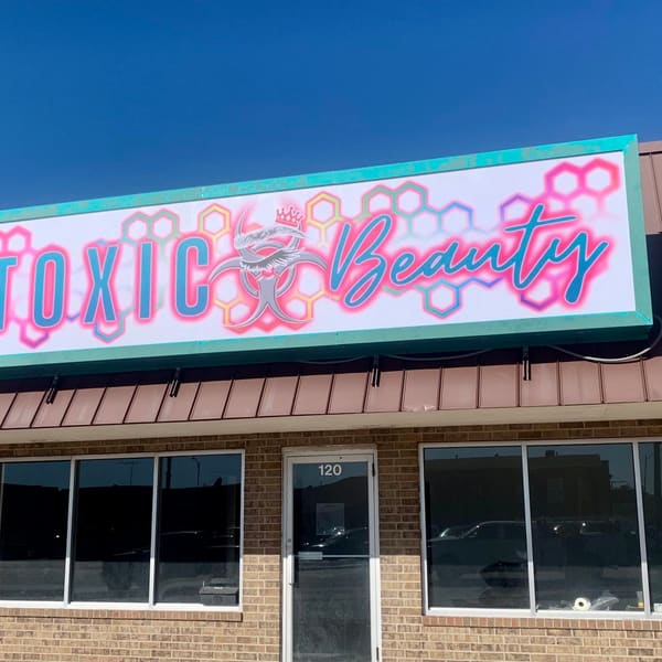 Toxic Beauty - permanent makeup work in North Platte, NE