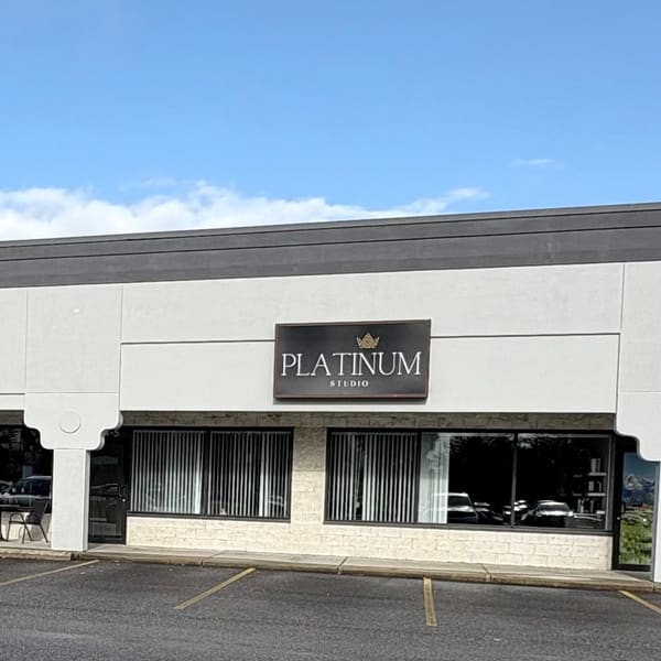 Platinum Studio Salon & Spa - permanent makeup in Youngstown, OH