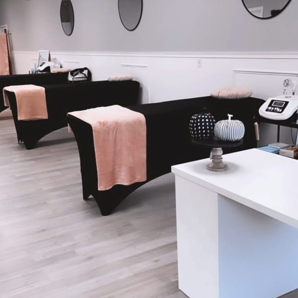 Pretty & Co. - permanent makeup in Derby, CT