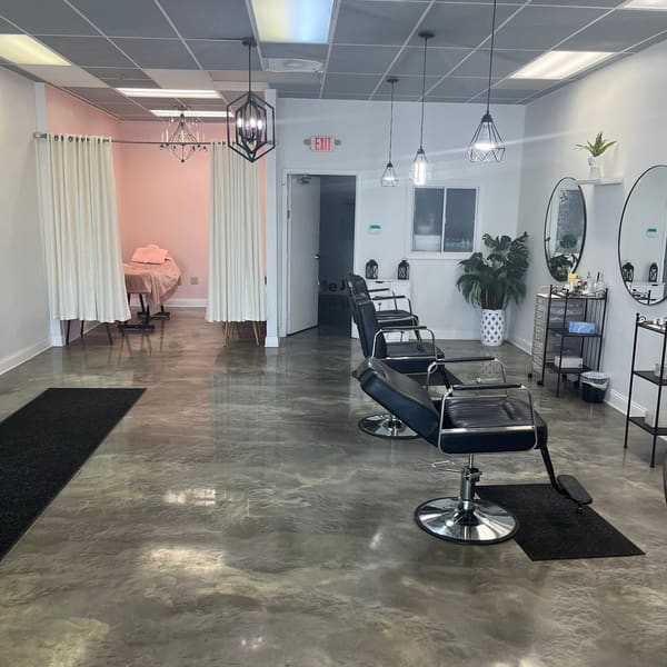 Pretty Me Up - permanent makeup in Kenosha, WI