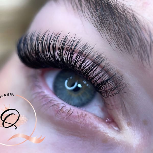 Q Lash & Brow Alvin - permanent makeup in Alvin, TX