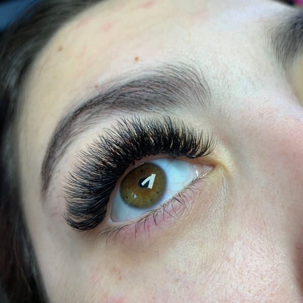 Q lashes & Beauty - permanent makeup in Roseville, CA