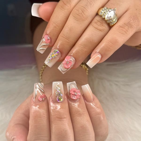 Queen Deluxe Beauty salón - permanent makeup in Louisville, KY