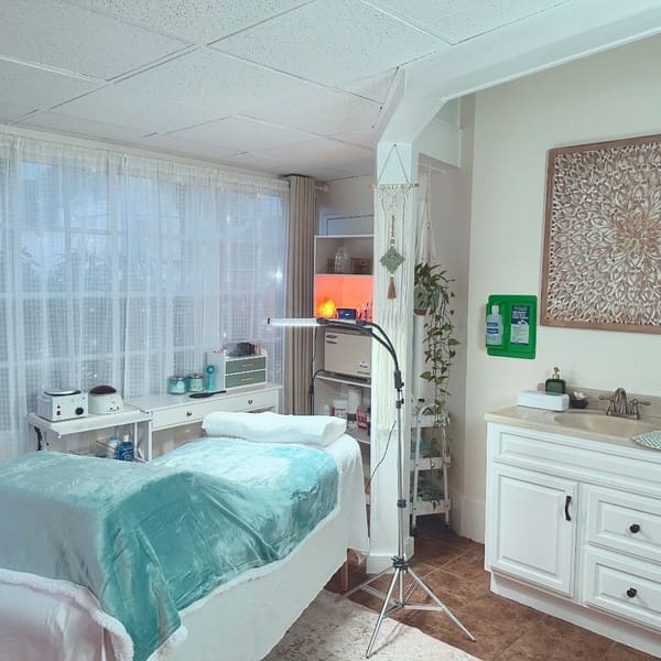 Rei Beaute - permanent makeup in Manchester, NH