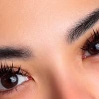 Rosi’s Lash Room / Eye lashes extensions by Rosi - permanent makeup work