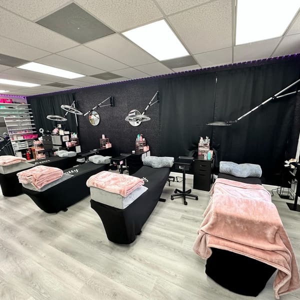 Sassy Lashes And Brows - permanent makeup in Delray Beach, FL