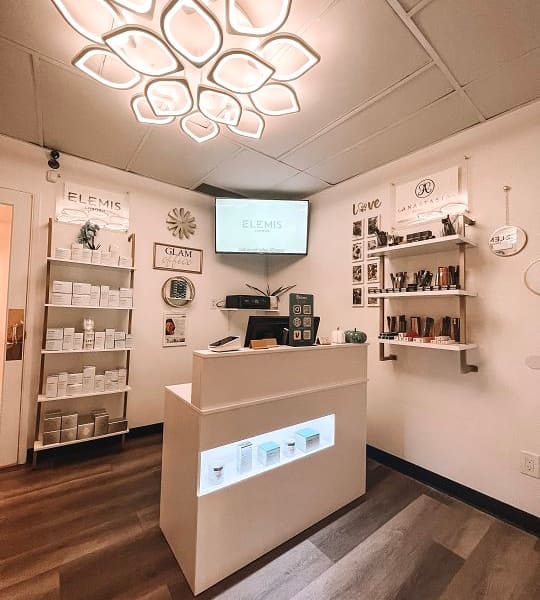Spa By Nikki (aka Brows by Nikki) - permanent makeup in San Diego, CA