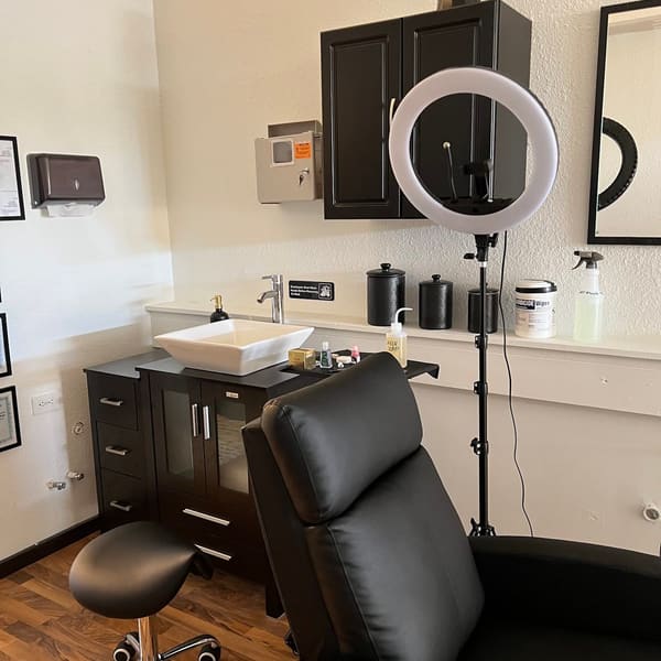 The Beauty Shelter (Shelter Beauty) - permanent makeup in St Petersburg, FL