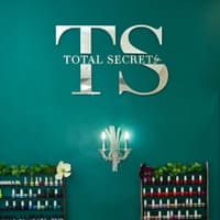 Total Secret Miami - permanent makeup work