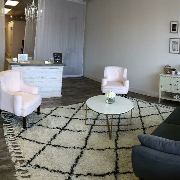 Vanity Brow & Beauty Room - permanent makeup in Stow, OH