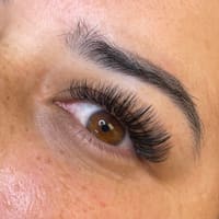 VERSALLES BEAUTY BAR by Catalina T - permanent makeup work
