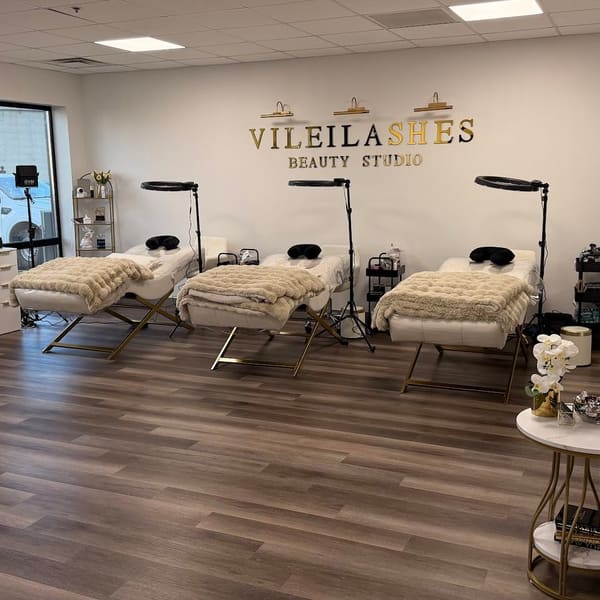 Vileilashes Beauty Studio - permanent makeup in Schiller Park, IL