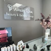 Waxing Room - beauty & wellness lounge - permanent makeup work