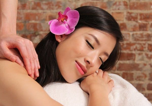 Y Y Beauty Inc - permanent makeup in Watchung, NJ